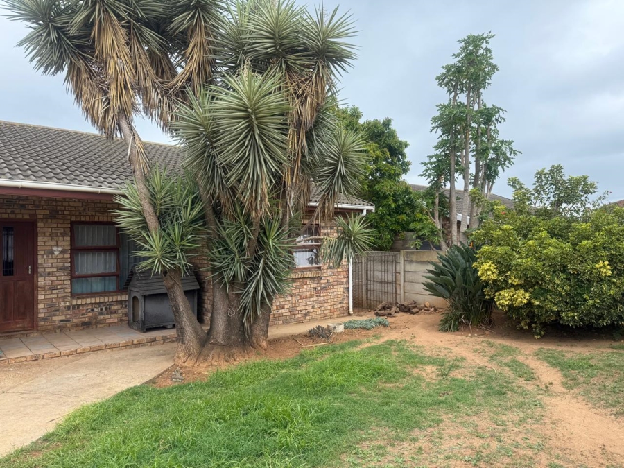  Bedroom Property for Sale in Azalea Park Eastern Cape